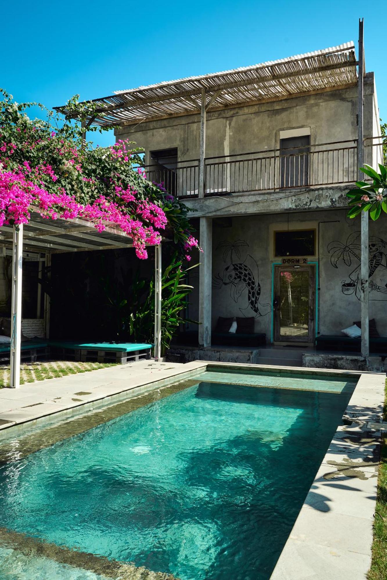 Lotide Surf Camps Lombok Vandrehjem Kuta  Eksteriør billede
